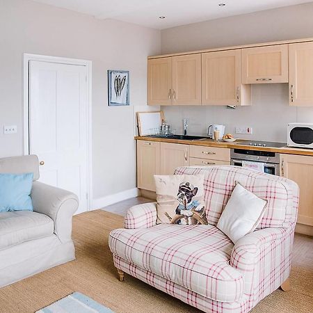 Serendipity, Aldeburgh - An Apartment On The High Street! Exterior foto